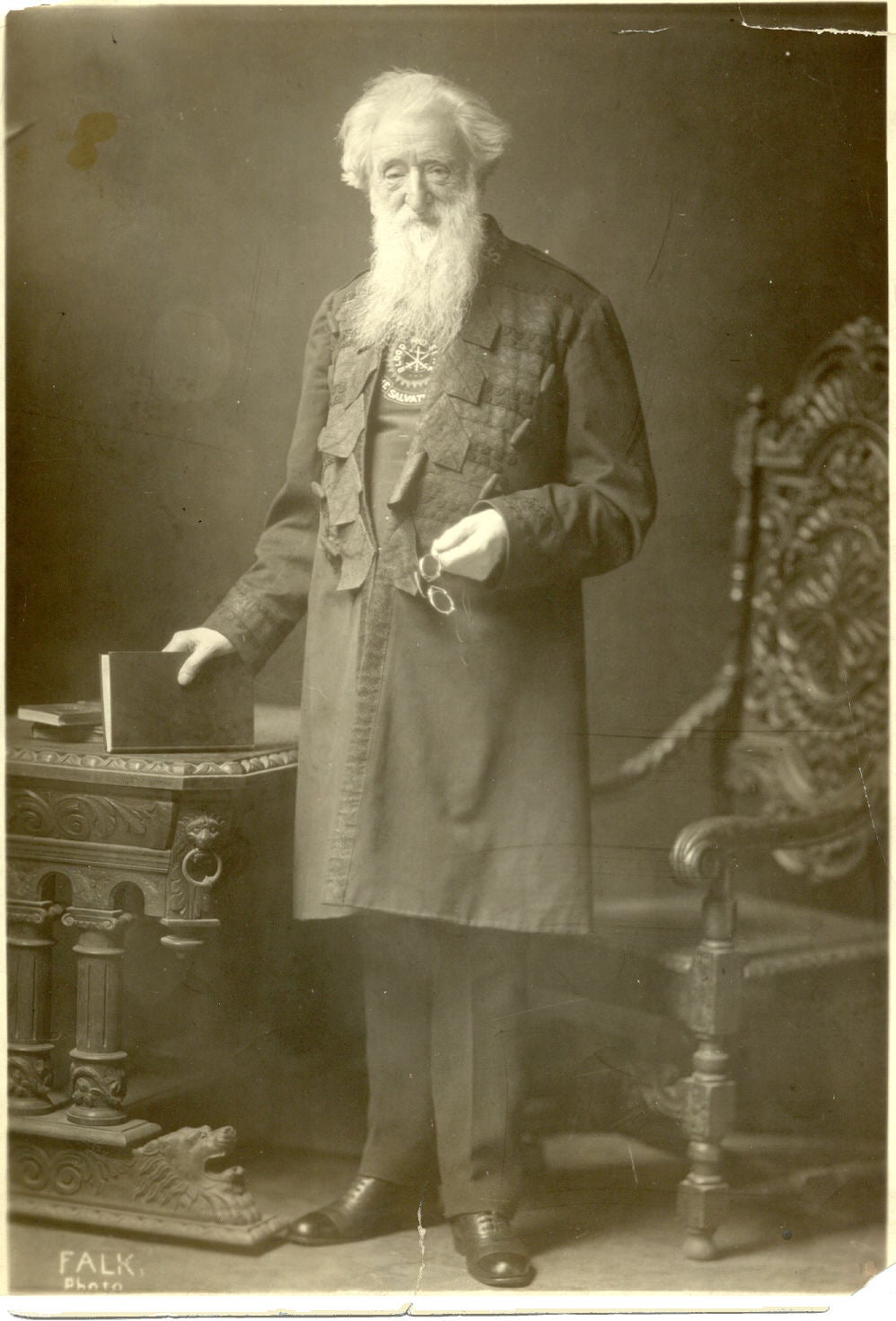 32174_William-Booth---Uniform-Coat.jpg