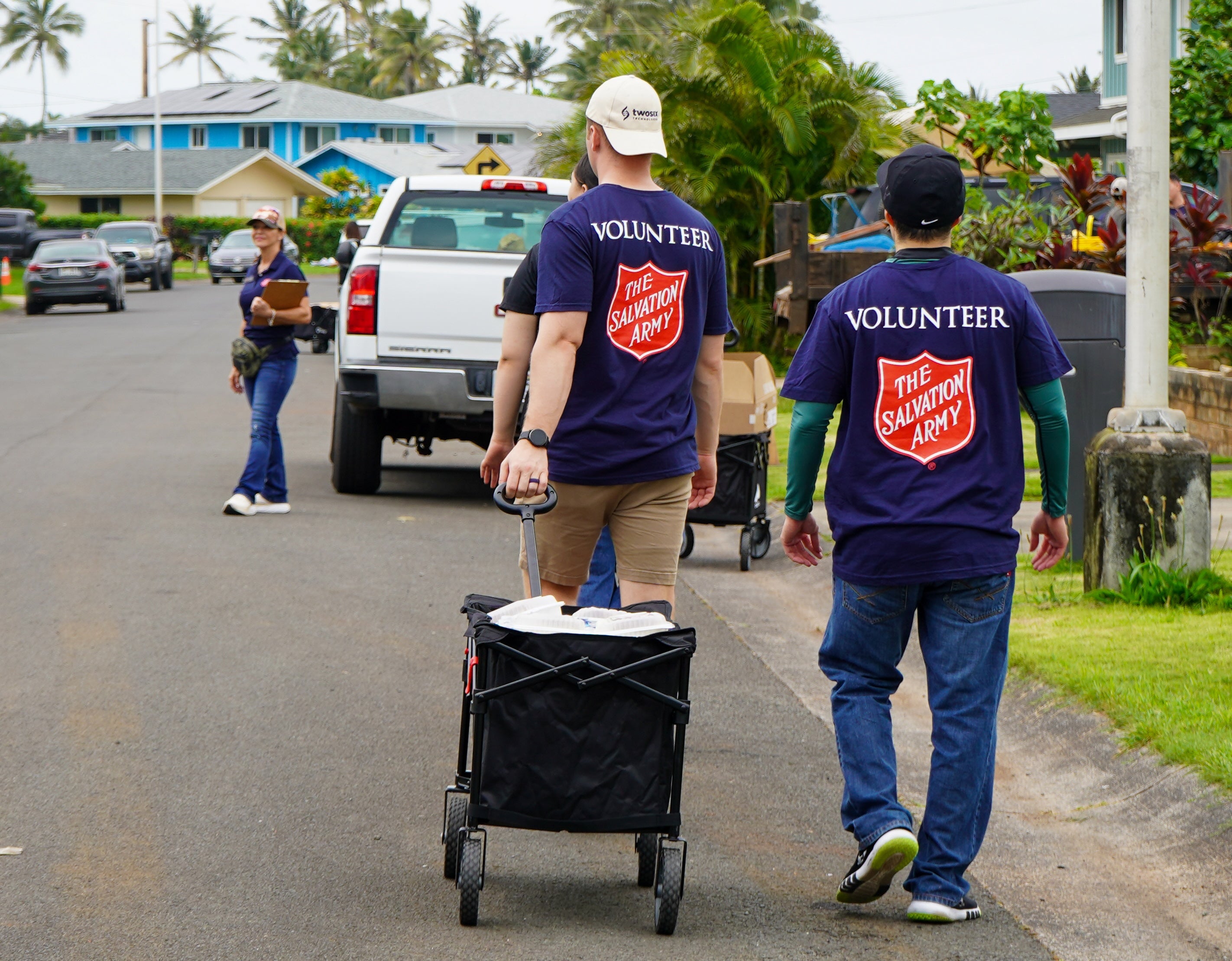 Emergency Disaster Services volunteers at a distribution