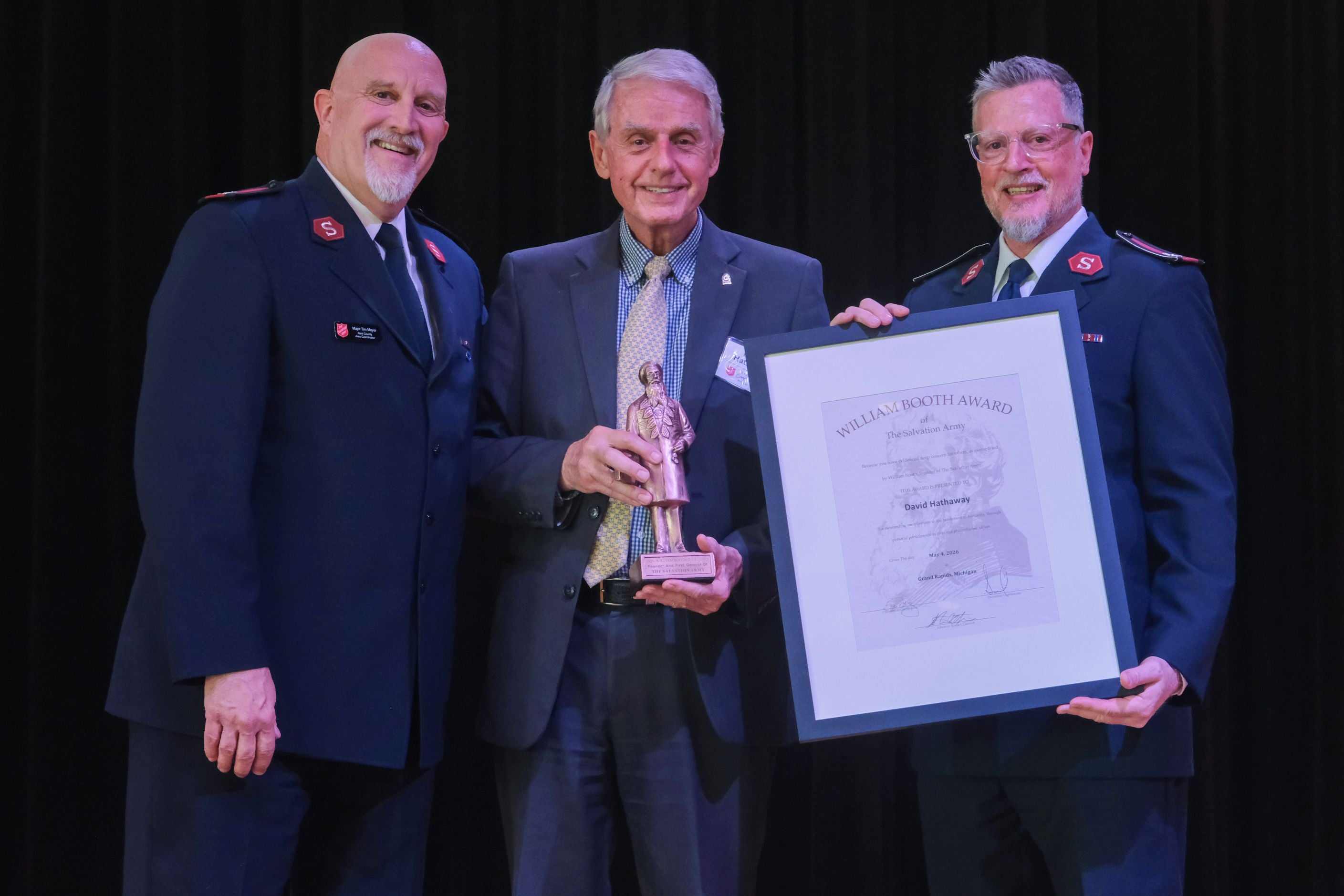 David-Hathawy-with-award.jpg David-Hathawy-with-award.jpg