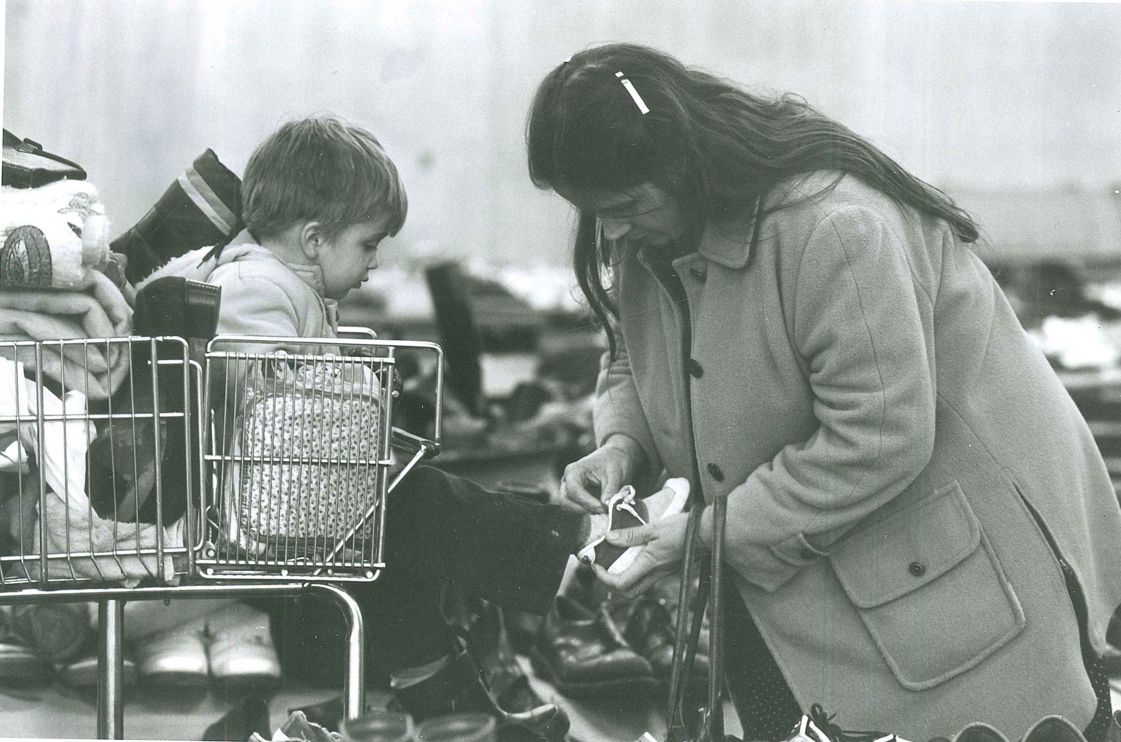 Flood-82-Salvation-Army-Emergency-Assistance-Center.jpg Flood-82-Salvation-Army-Emergency-Assistance-Center.jpg