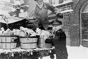 Food-Baskets-300x200.jpg