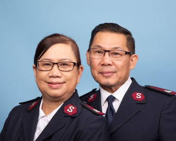 Luangkhamdeng-T---V.jpg
