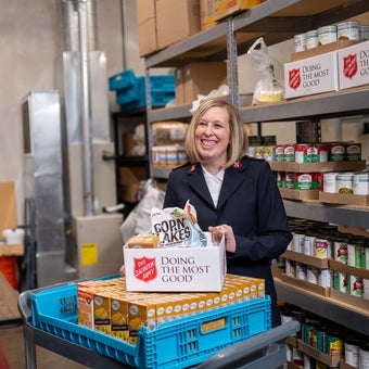 Feeding programs - volunteer - North and Central Illinois Division.