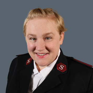 usc-wst-aux-capt-amy-cross.BkNiQn-jxx.png